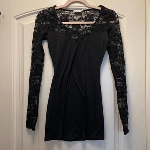 Kimchi Blue Women's Long Sleeve Crewneck Lace Cocktail Mini Dress Size XS Black‎